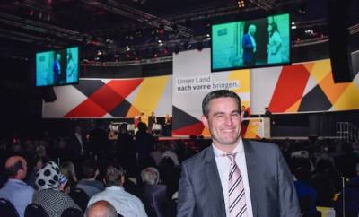 Lars Wedekind in der Halle 39 in Hildesheim bei der Wahlkampfoffensive mit Angela Merkel und Bernd Althusmann am 27.09.2017.