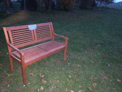 Die Ideenbank aus dem Wahlkampf 2016 steht jetzt beim TSV Deinsen !