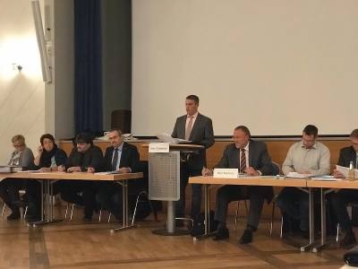 Sitzungsleitung in Eime - 03.12.19. 