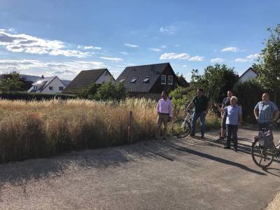 CDU-Fraktion besucht das Neubaugebiet an der Feldstra�e in Br�ggen - 13.07.2020. 