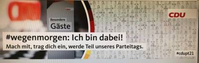 Gro�e Leinwand auf dem Parteitag - mit Lars Wedekind !