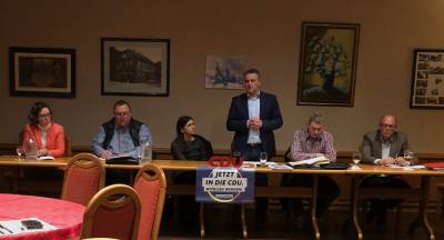 Die erste Rede des neuen Vorsitzenden Lars Wedekind am 10.11.2021 bei der Wahl des OV Gronau (Leine). Foto: Heiko Rothe (LDZ). 