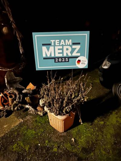 TEAM MERZ 2025 ! 
