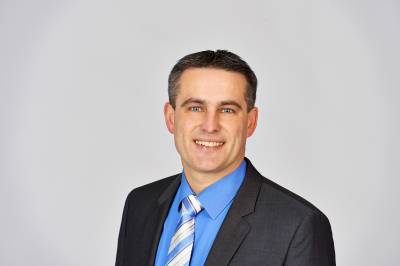 Lars Wedekind der parteilose Kandidat der �ber die Liste der CDU f�r das Amt des Samtgemeinde-b�rgermeister f�r die neue Samtgemeinde Leinbergland kandidiert.