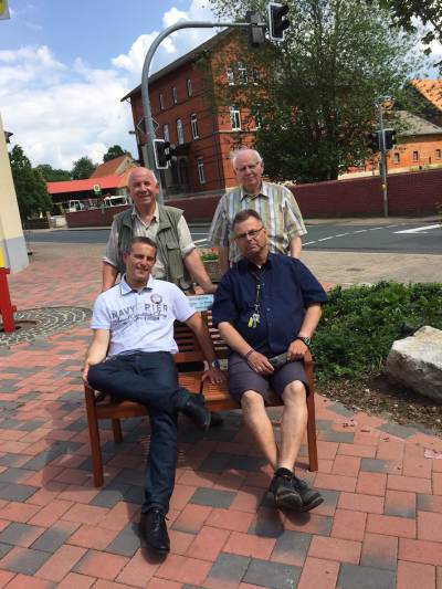 Am Freitag Nachmittag den 03.06.2016 war Lars Wedekind - vorne links - mit seiner Ideenbank in Betheln unterwegs. 