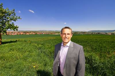 Lars Wedekind steht f�r frischen Wind f�r das wundersch�ne Leinebergland. 