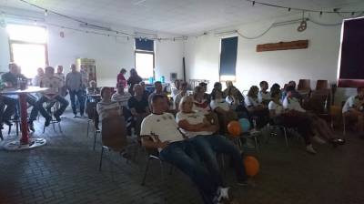 Public Viewing im Haus der Vereine in Deinsen vom Heimat - und Kulturverein organisiert. Das liess sich Lars Wedekind nicht entgehen, und sah am Dienstag Abend einen 1 : 0 Sieg gegen Nordirland. 