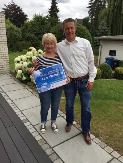 Lars Wedekind hier zusammen mit seiner Mutter Ingeborg Wedekind, die ihren Sohn im Wahlkampf nat�rlich voll unterst�tzt.