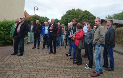 Rund 30 CDU - Kandidatinnen und Kandidaten machen am Dienstag Abend den 09.08.2016 eine Ortsbegehung in Duingen. 