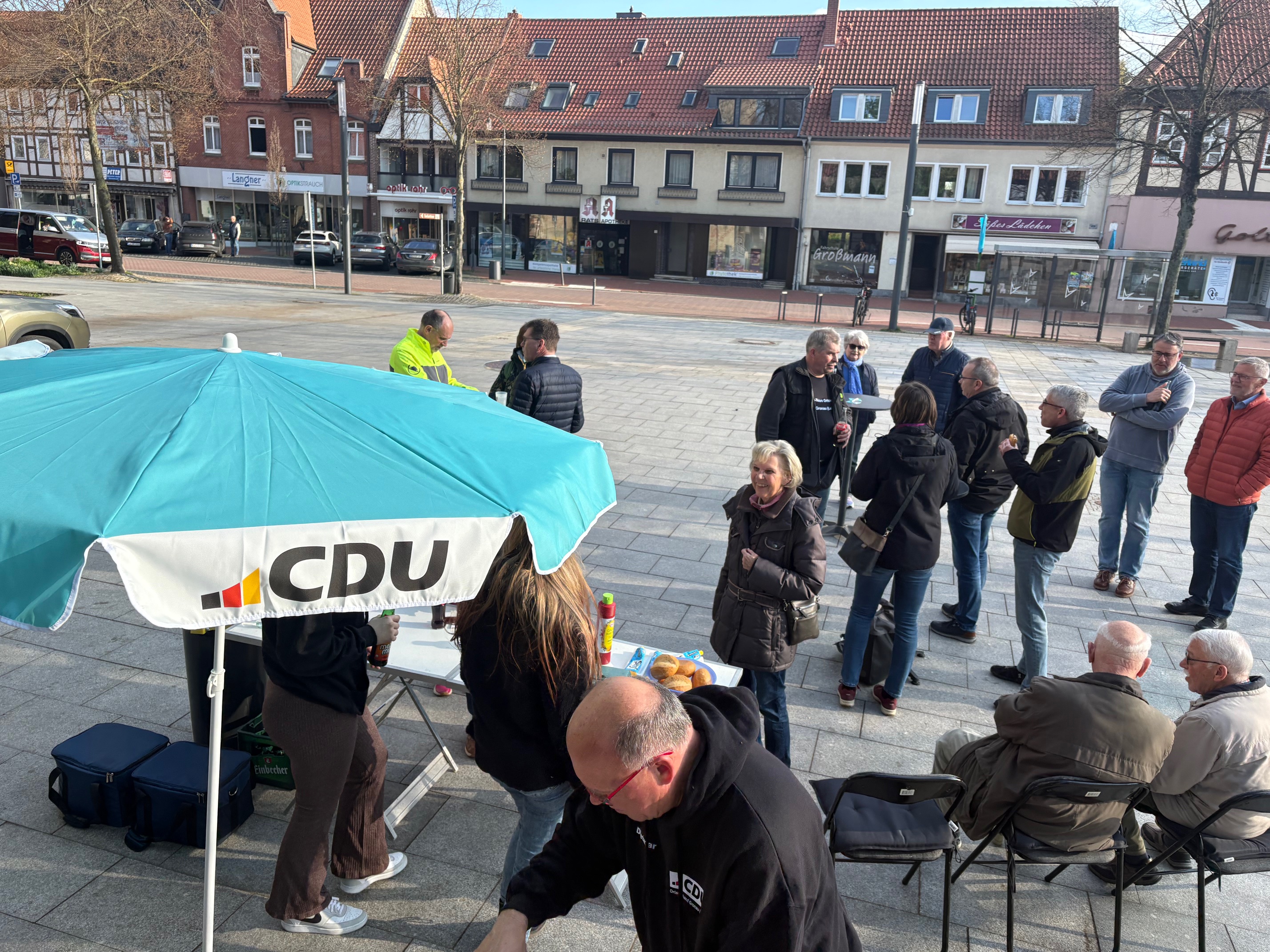 Sehr guter Zuspruch beim 3. After-Work Grillen und Chillen der CDU Gronau (Leine) am Dienstag Abend.